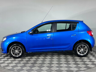 2016 Renault Sandero II, синий, 797000 рублей, вид 4