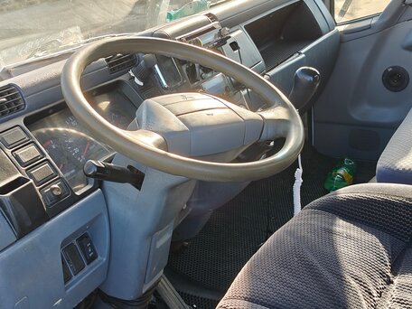 2013 Fuso (Mitsubishi) Canter, белый, 1500000 рублей, вид 3