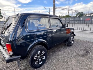 2013 Lada (ВАЗ) 2121 (4x4) I Рестайлинг, зелёный, 650000 рублей, вид 2