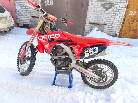 2018 Honda CRF 250R, красный, 470000 рублей, вид 3