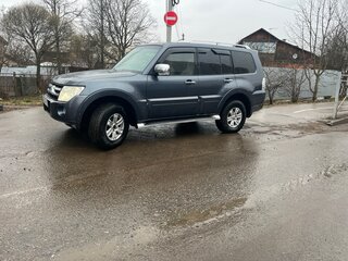 2007 Mitsubishi Pajero IV, серый, 1455000 рублей, вид 3