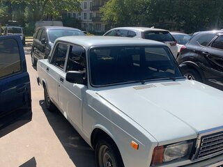 2005 Lada (ВАЗ) 2107, белый, 220000 рублей, вид 1