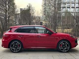 2021 Porsche Cayenne GTS III, красный, 11050000 рублей, вид 4