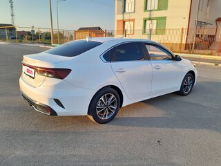 2024 Kia K3 II (China Market) Рестайлинг, белый, 1700000 рублей, вид 4