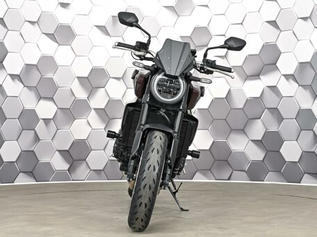 2024 Honda CB 1000R, красный, 1377000 рублей, вид 5