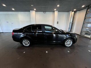2013 Skoda Octavia III (A7), чёрный, 1045000 рублей, вид 2