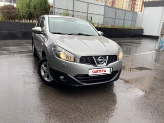 2012 Nissan Qashqai I Рестайлинг, серебристый, 950000 рублей, вид 3