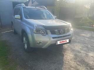 2012 Nissan X-Trail II Рестайлинг, серебристый, 1350000 рублей, вид 2