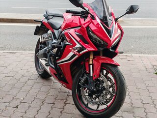 2019 Honda CBR 650R, красный, 850000 рублей, вид 2