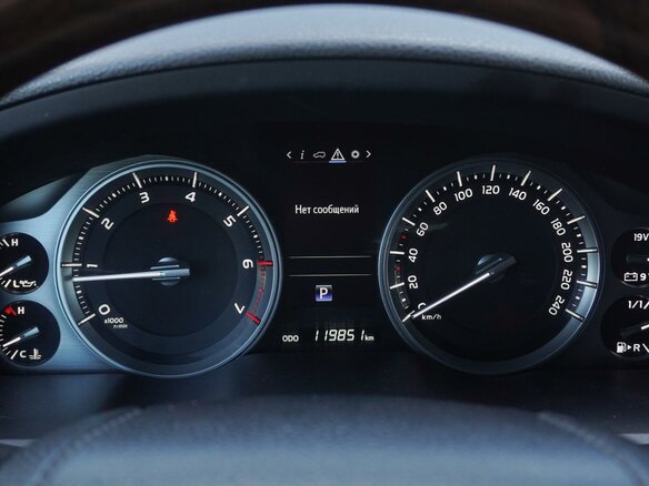 2015 Toyota Land Cruiser 200 Series Рестайлинг 2, чёрный, 5033000 рублей - вид 22