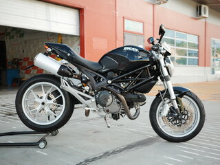 Ducati Monster 1100