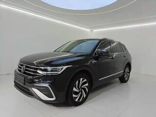 2023 Volkswagen Tiguan L II Рестайлинг (China Market), чёрный, 2500000 рублей, вид 2