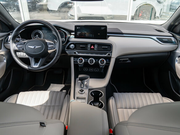 2022 Genesis G70 I Рестайлинг, белый, 4900000 рублей - вид 23