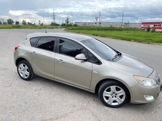 2011 Opel Astra J, бежевый, 600000 рублей, вид 4