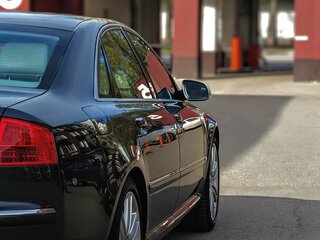 2007 Audi S8 II (D3), серый, 2600000 рублей, вид 2