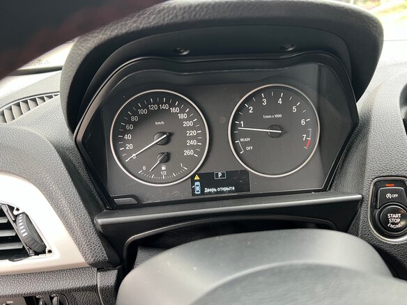 2013 BMW 1 серии 116i II (F20/F21), белый, 870000 рублей - вид 11
