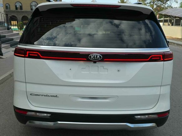 2020 Kia Carnival IV, белый, 2290000 рублей - вид 10