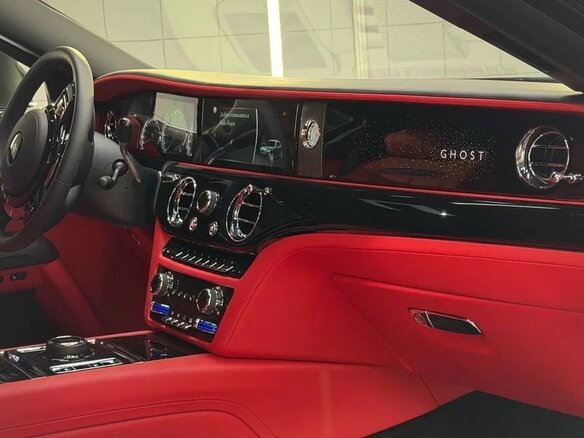 2023 Rolls-Royce Ghost Black Badge II (Series I), чёрный - вид 10