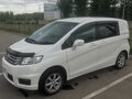 2012 Honda Freed I Рестайлинг, белый, 950000 рублей - вид 4