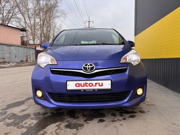 2011 Toyota Ractis II, синий, 815000 рублей