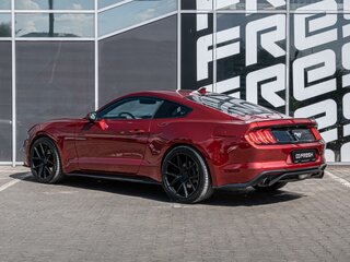 2020 Ford Mustang VI Рестайлинг, красный, 3485000 рублей, вид 2