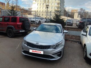 2019 Kia Optima IV Рестайлинг, серебристый, 1400000 рублей, вид 2