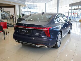 2024 Hongqi H5 II, пурпурный, 4287000 рублей, вид 3