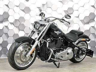 2021 Harley-Davidson Fat Boy, чёрный, 2249000 рублей, вид 2