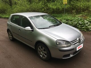 2004 Volkswagen Golf V, серебристый, 419000 рублей, вид 3