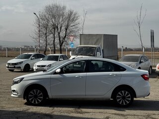 2022 Lada (ВАЗ) Vesta I, белый, 1000000 рублей, вид 4