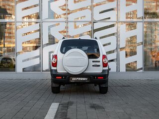 2020 Lada (ВАЗ) Niva, белый, 870000 рублей, вид 4
