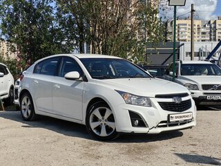 2013 Chevrolet Cruze I Рестайлинг, белый, 589000 рублей, вид 3