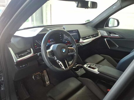 2023 BMW X1 18i sDrive III (U11/U12), чёрный, 3950000 рублей, вид 5