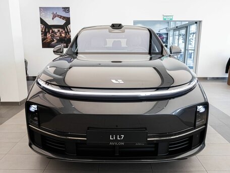 2026 Li Auto (Lixiang) L7 52.3 kWh I Рестайлинг, серый, 10590000 рублей, вид 3