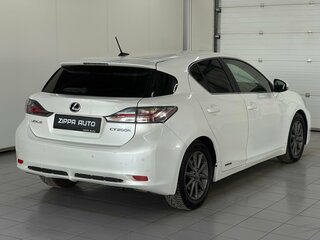 2011 Lexus CT 200h I, белый, 1079000 рублей, вид 4
