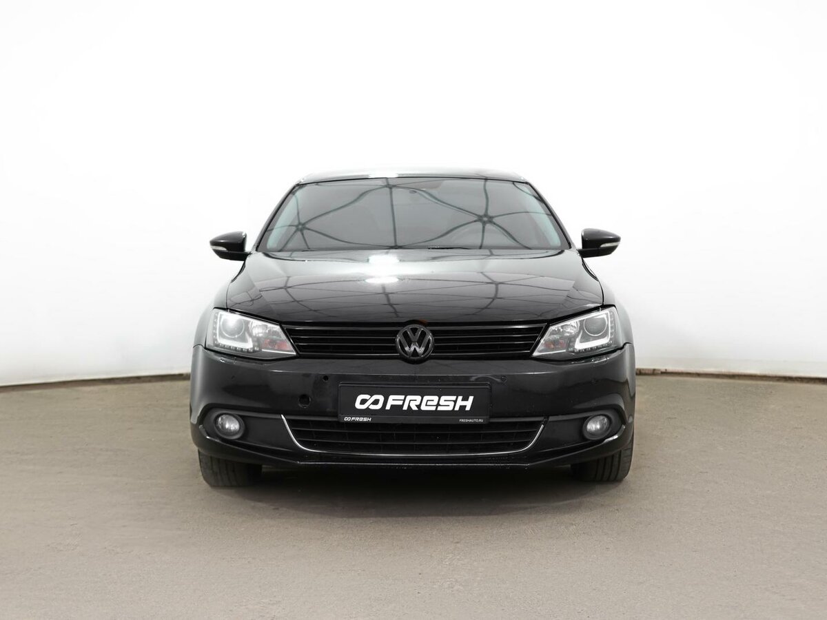Открыть фотографии: Volkswagen Jetta VI Рестайлинг
