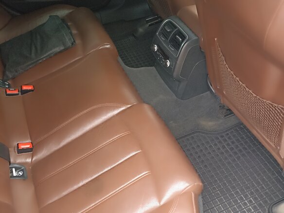 2011 Audi A6 IV (C7), белый, 1550000 рублей - вид 7