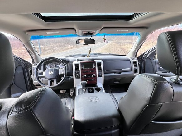 2011 Dodge RAM IV (DS/DJ), серый, 2900000 рублей - вид 11