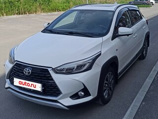 2022 Toyota Yaris L X XP150 Рестайлинг, белый, 1870000 рублей, вид 1