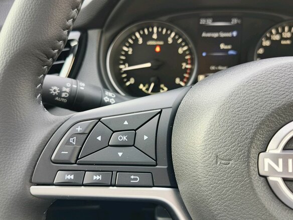 2026 Nissan X-Trail III Рестайлинг 2, чёрный - вид 13