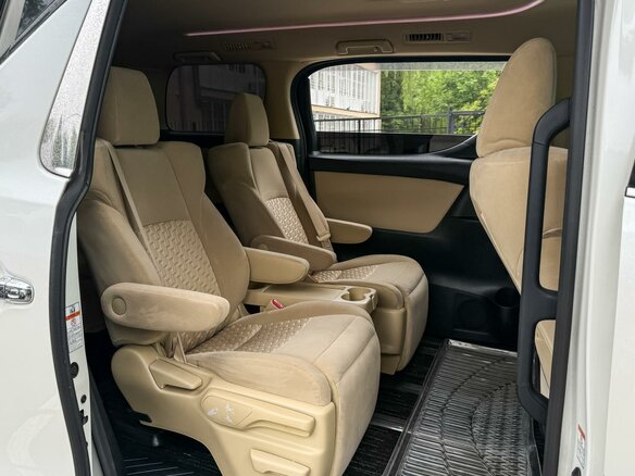 2015 Toyota Alphard III, белый, 3300000 рублей - вид 11