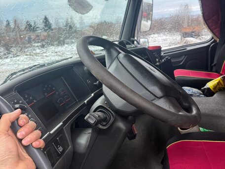 2011 Volvo FMX, красный, 5100000 рублей, вид 4