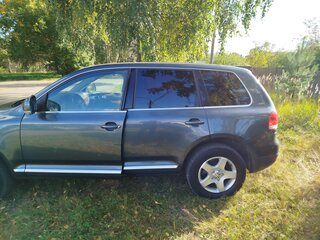 2006 Volkswagen Touareg I, серый, 750000 рублей, вид 3