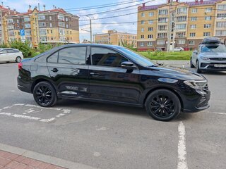 2021 Volkswagen Polo VI, чёрный, 1749000 рублей, вид 4