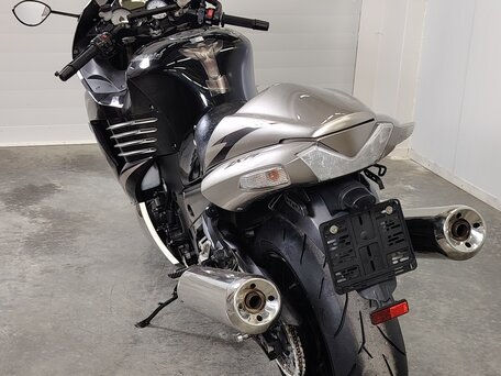 2010 Kawasaki ZX-14R, серый, 579000 рублей, вид 5