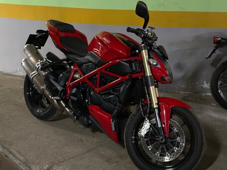 2015 Ducati Streetfighter, красный, 550000 рублей, вид 3