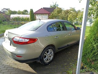 2014 Renault Fluence I Рестайлинг, бежевый, 700000 рублей, вид 3