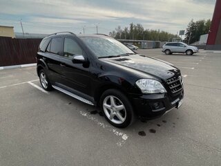 2009 Mercedes-Benz M-Класс 350 II (W164) Рестайлинг, чёрный, 1750000 рублей, вид 4