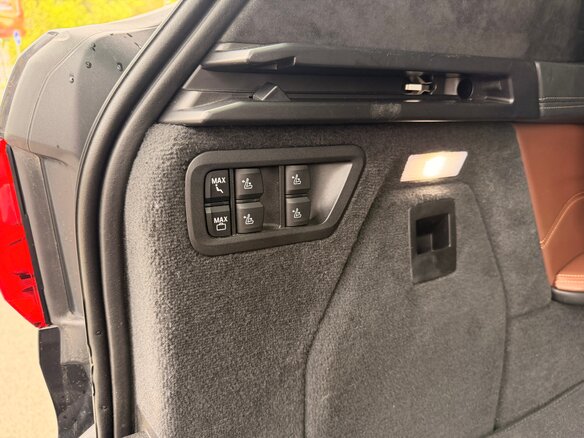 2019 BMW X7 30d I (G07), чёрный, 6800000 рублей - вид 22