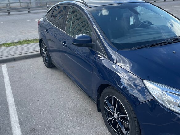 2012 Ford Focus III, синий - вид 2